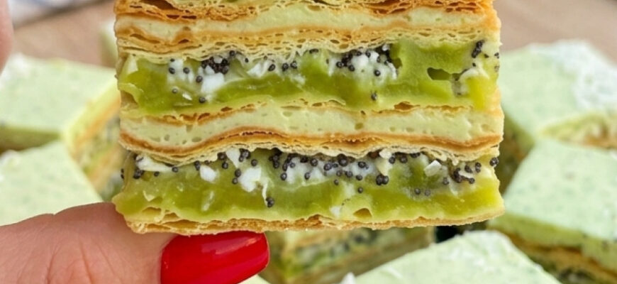 fb sloyonyy plyatsok zelene yabluko duzhe harnyy u rozrizi desert z yablukamy yoho potribno sprobuvaty schob zrozumity yaka tse smakota 25569